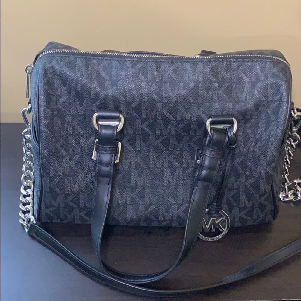 Michael Kors Small Grayson BLK MK Satchel w/Strap